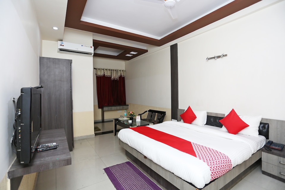 OYO 16103 Hotel Neelkanth, Aligarh, Aligarh