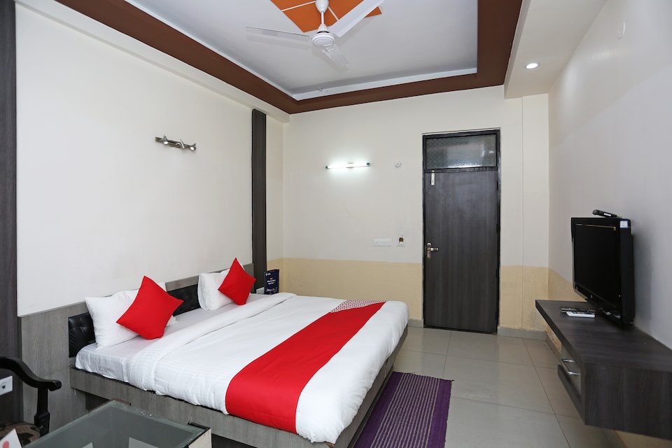 Hotel O Neelkanth, Aligarh, Aligarh