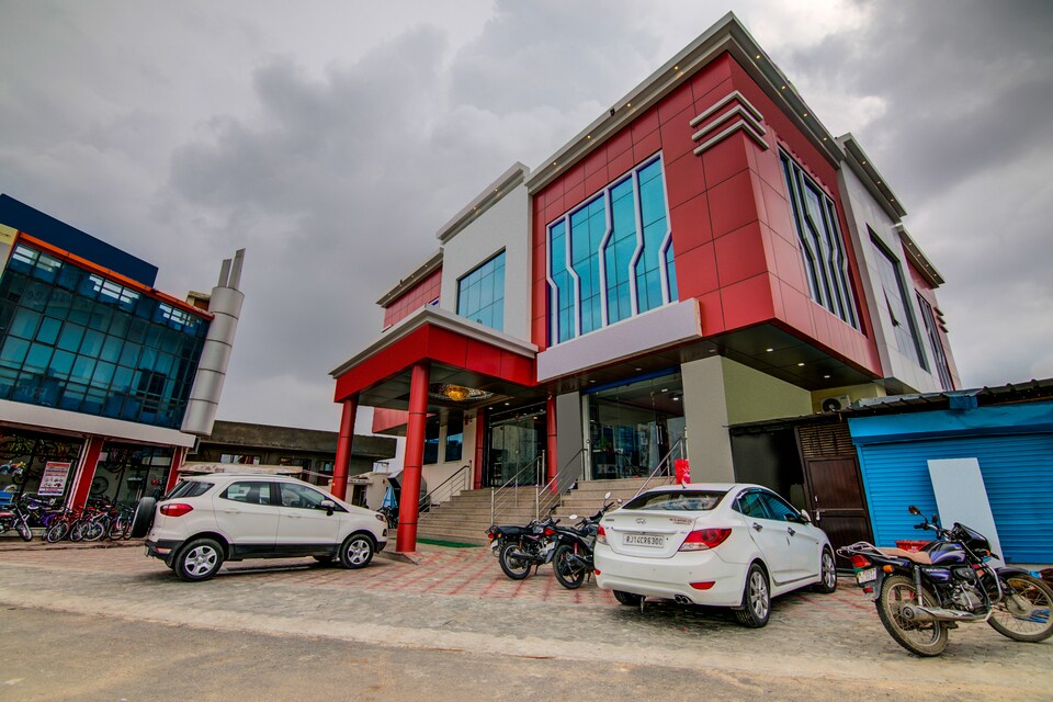 Hotel O Jai Palace, Jaipur Airport, जयपुर