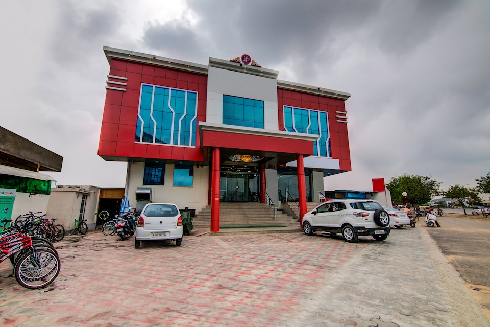 Hotel O Jai Palace, Jaipur Airport, जयपुर