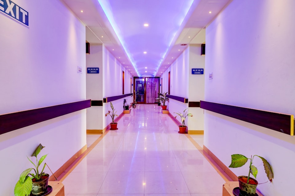 Collection O Madhura Residency, Majestic Bangalore, Bangalore