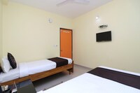 OYO 16111 G S Rest House