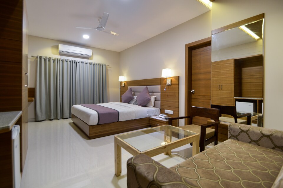 Hotel O  Blue Orchid, Gulab Bagh, Udaipur