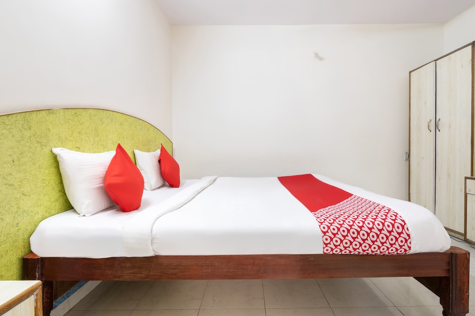 OYO 16123 Chandana Deluxe, Electronic City Phase 1 Bangalore, Bangalore