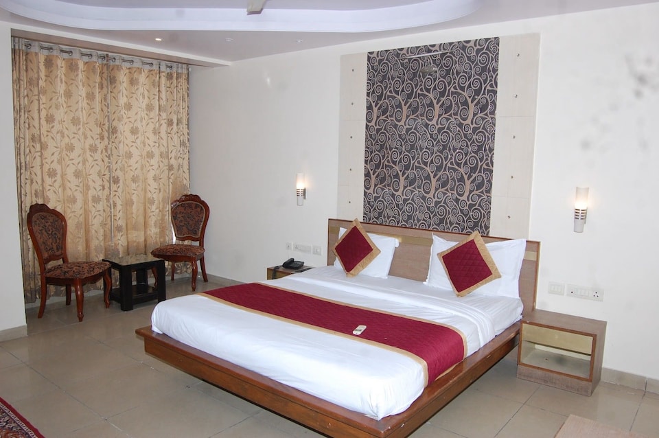 OYO Flagship Hotel Taurus, Jaipur Airport, Jaipur