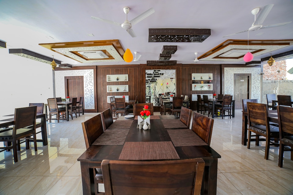 Capital O 16128 Hotel Rockstar, Pushkar, Pushkar