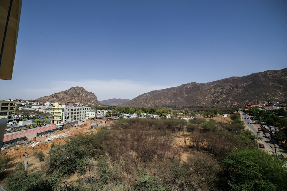 Capital O 16128 Hotel Rockstar, Pushkar, Pushkar