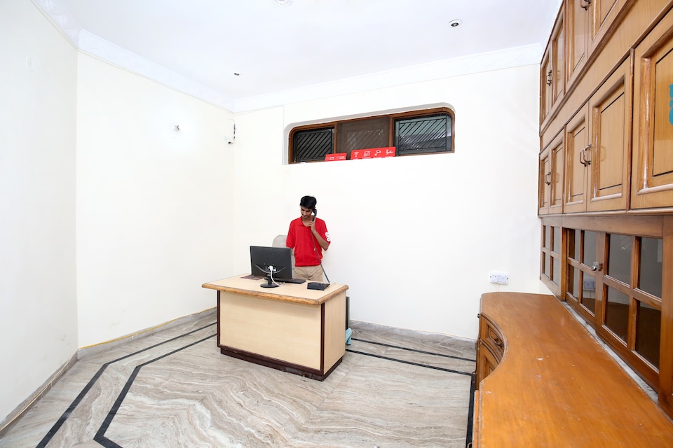 OYO The Corner House, Model Town Ludhiana, Ludhiana