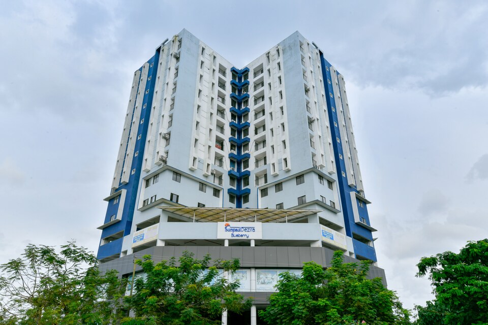 OYO Home 16141 Charming 2BHK, Kakkanad Kochi, Kochi