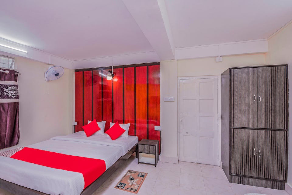 OYO 16152 Home Away Home, Laitumkhrah, Shillong