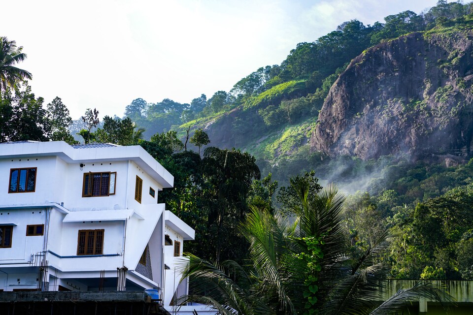 OYO 16158 Firdows Homes Adimali, Anachal, Munnar