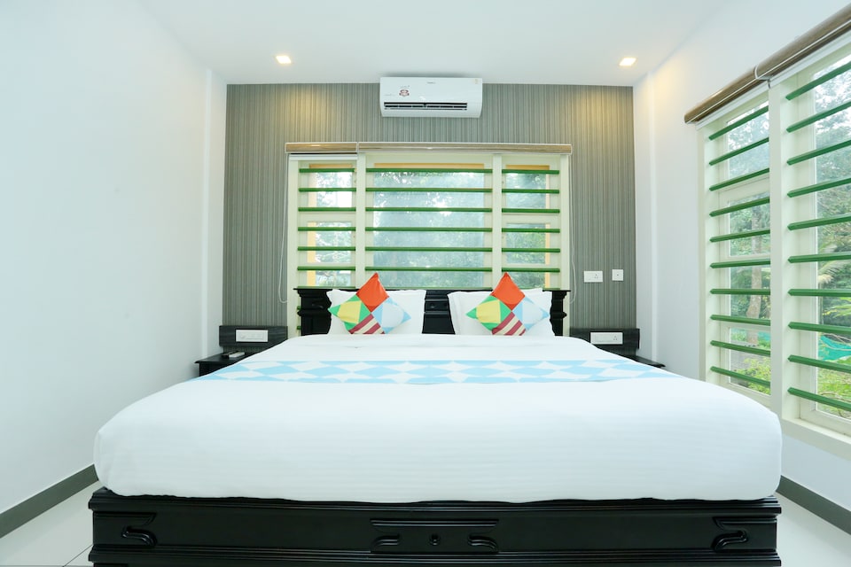 OYO Home 16342 Located In Residential Area With Beautiful View From Terrace, Sultan Bathery, Wayanad