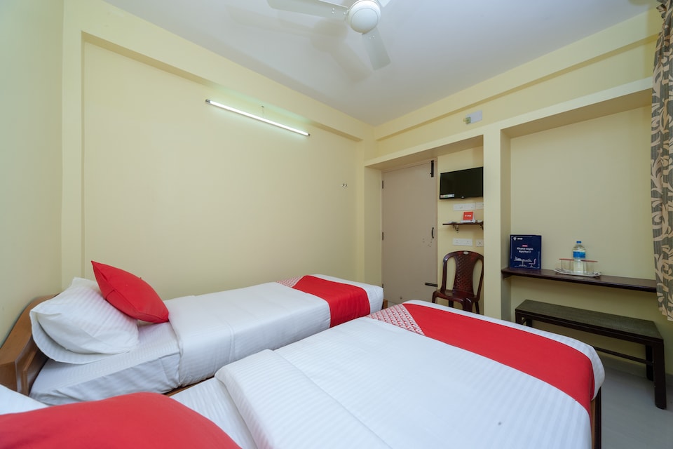 OYO 16346 SS Residency, Gandhipuram Coimbatore, Coimbatore