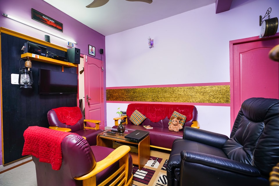 OYO 16347 Classic 2BHK, Kaloor Kochi, Kochi