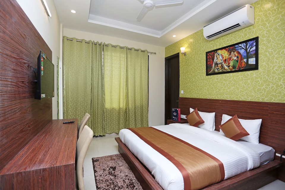 OYO For U Near Omaxe Celebration Mall, Medanta, Gurgaon