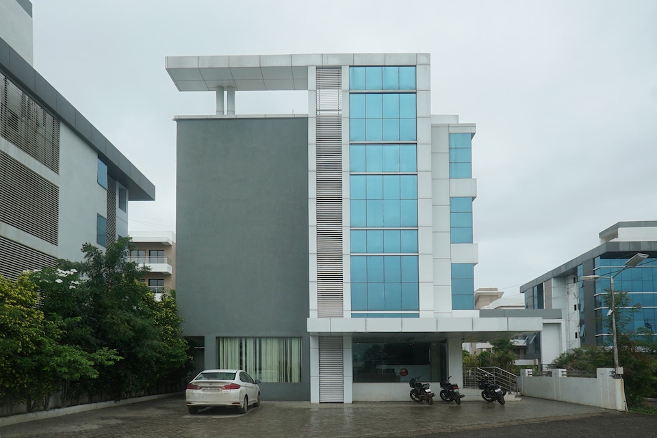 OYO 16354 Hotel Sai Srushti, Shirdi, Shirdi