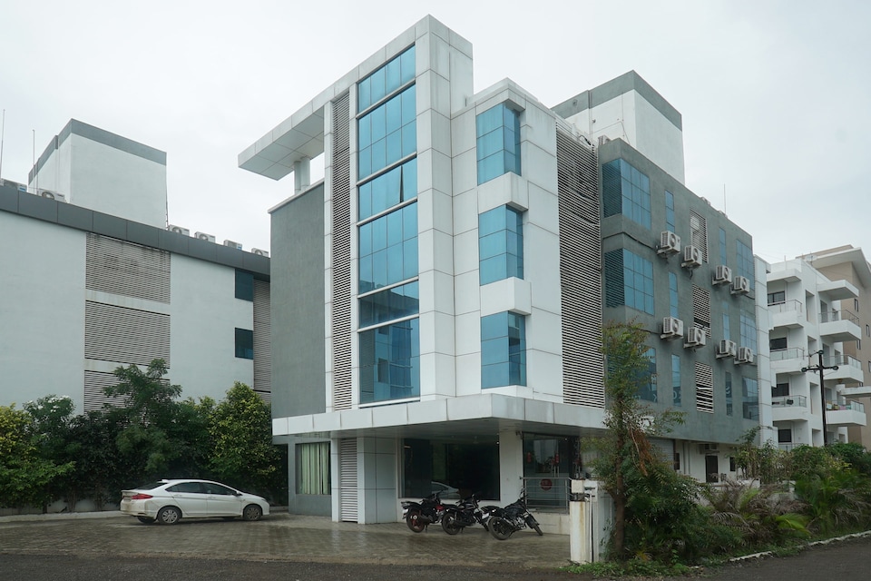 OYO 16354 Hotel Sai Srushti, Shirdi, Shirdi