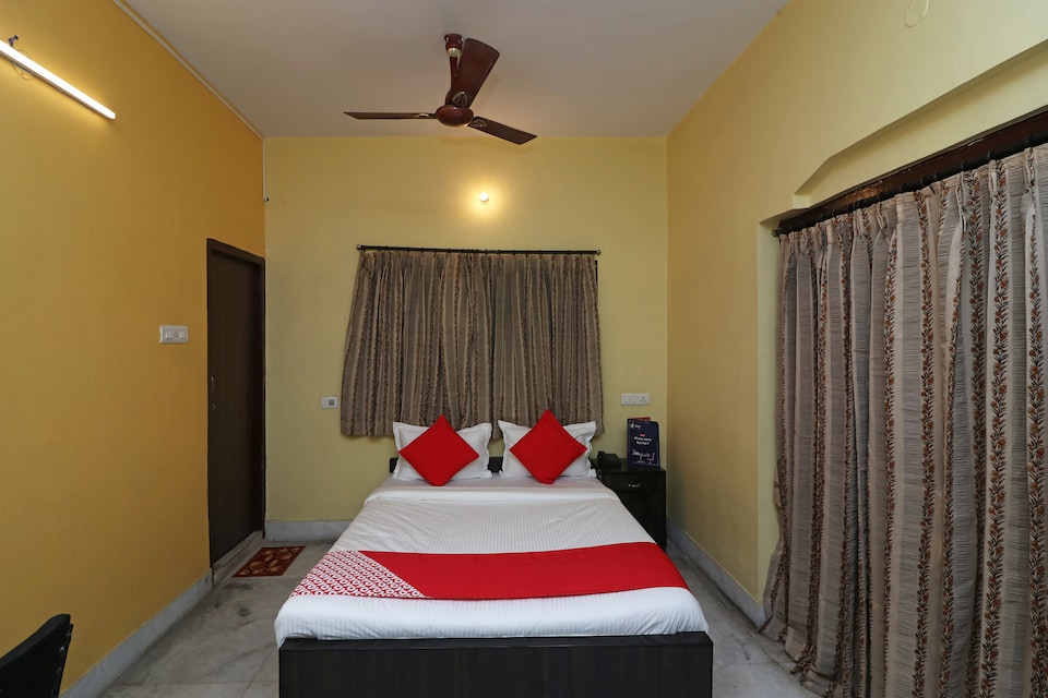 OYO 16356 स्टूडियो लेक व्यू, Salt Lake Kolkata, कोलकाता