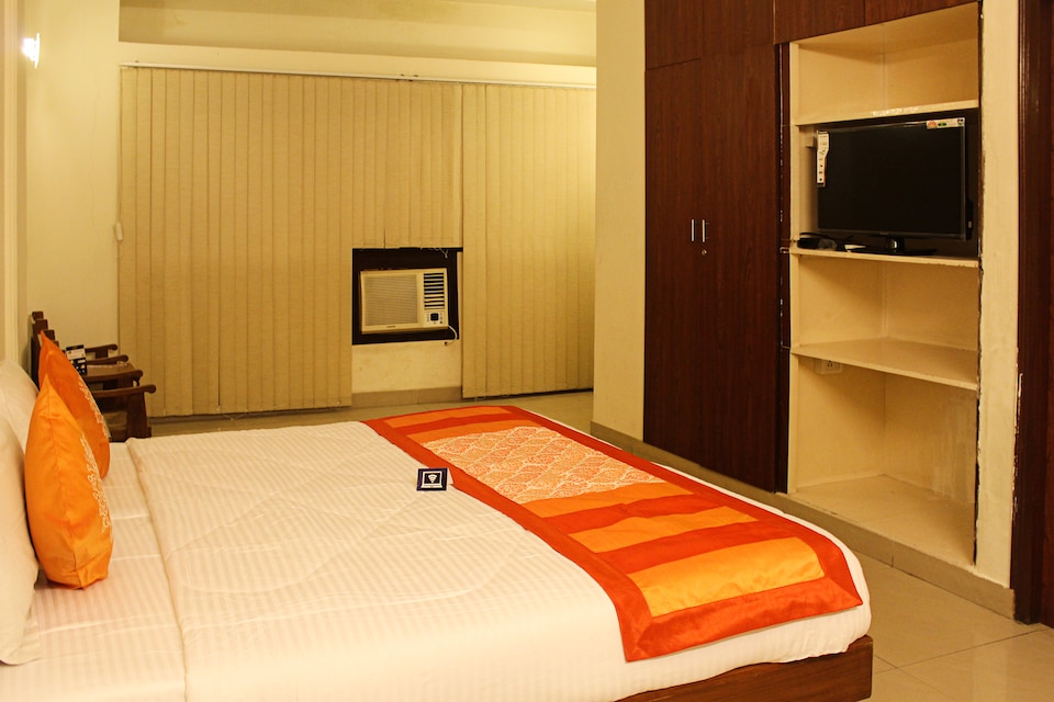 OYO 2744 YWCA International Guest House, Connaught Place Delhi, दिल्ली