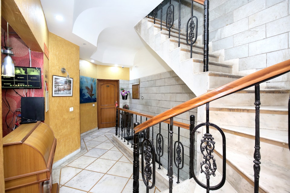 OYO Hotel Paras, Mohali, Mohali