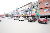 OYO Hotel Paras