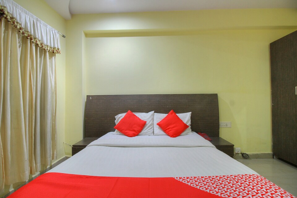 OYO 16385 Mb International, Mysore City Center, Mysore