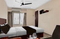 Hotel O Benz Circle Crossway Vijayawada Formerly Akshaya Elite