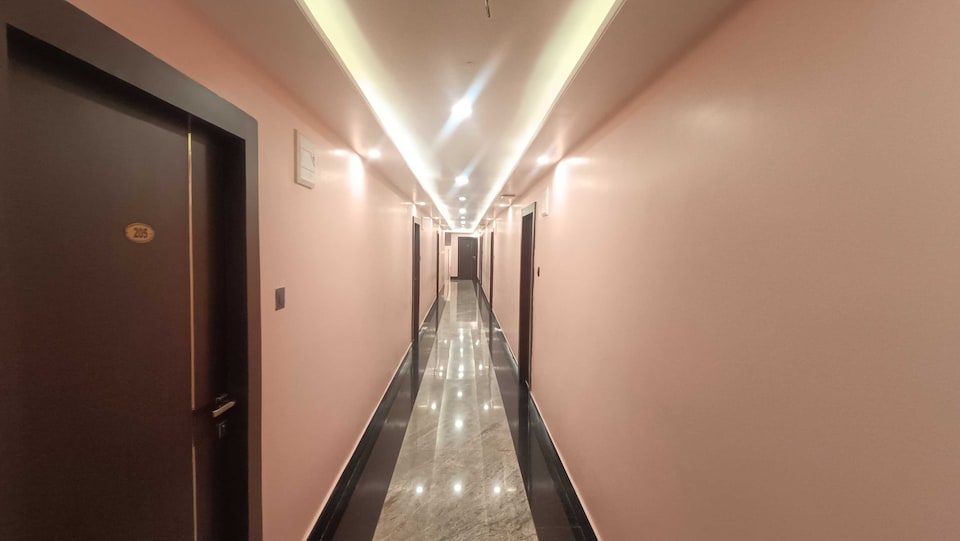 Hotel O Mansika Guest House, Salt Lake Kolkata, Kolkata