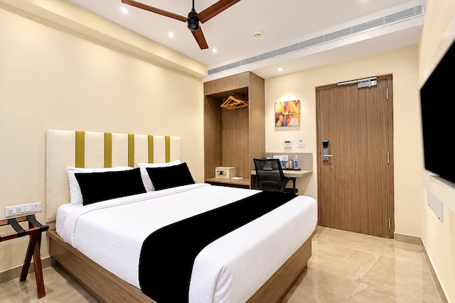 Palette Hotel by CheckIn, Visakhapatnam