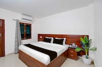 Hotel O Ayodhya Junction Road