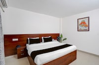 Hotel O Ayodhya Junction Road