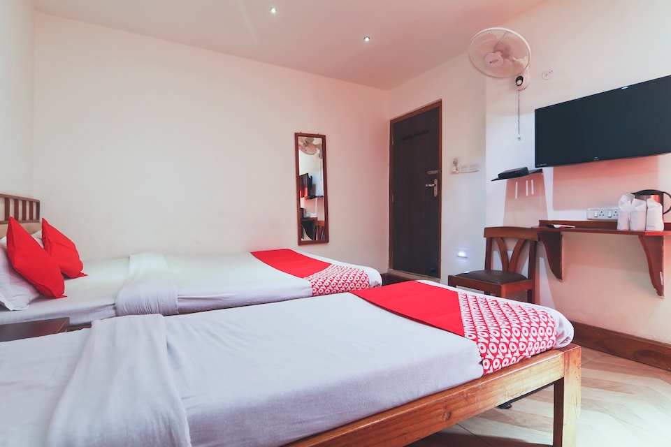 OYO 2747 Hotel Shaurya Inn, Police Bazar, Shillong