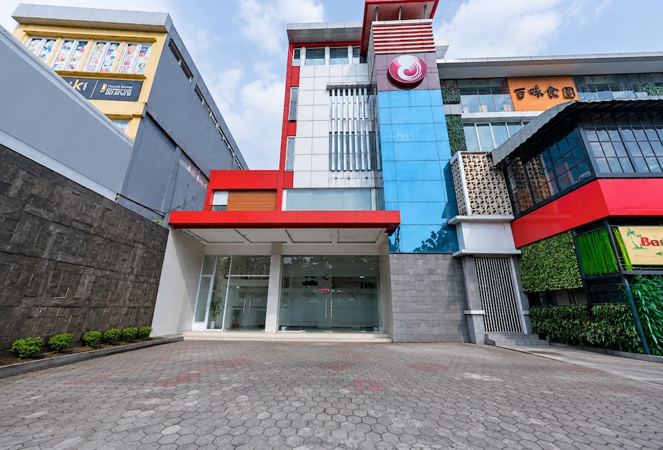 Townhouse Oak Kiara Cozy Hostel, Bandung, Bandung