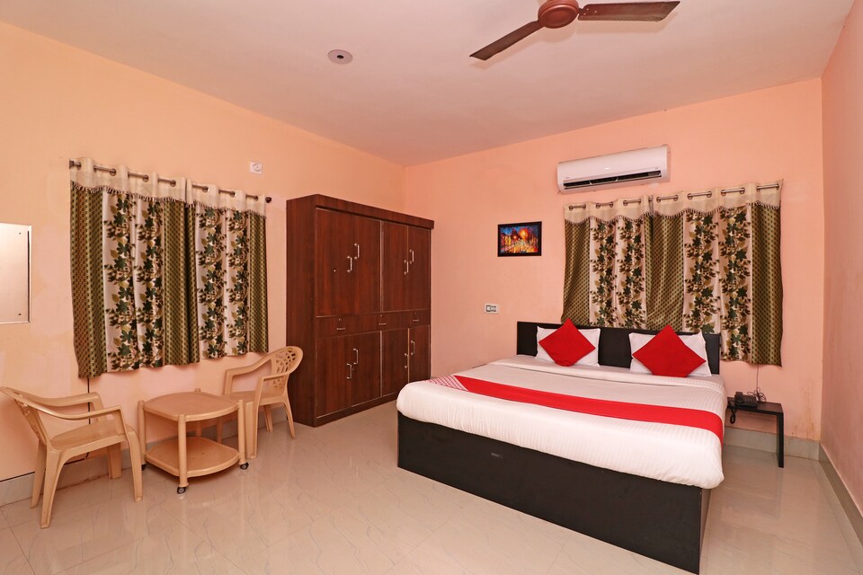 OYO Hotel Dream Castle, Khandagiri Bhubaneswar, Bhubaneswar