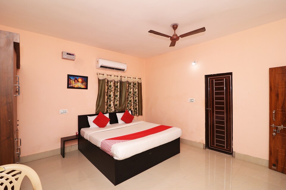 OYO Hotel Dream Castle, Khandagiri Bhubaneswar, Bhubaneswar