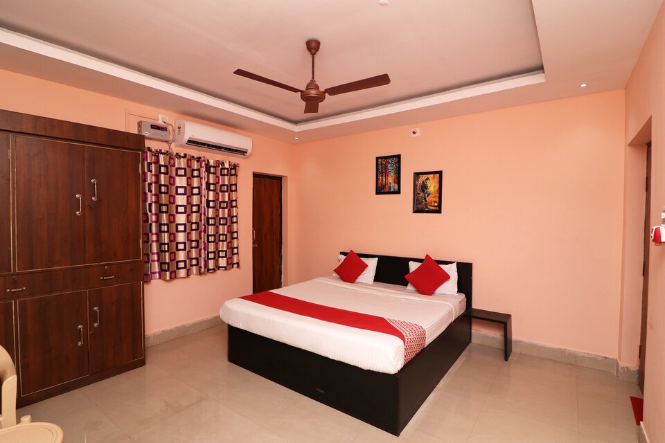 OYO Hotel Dream Castle, Khandagiri Bhubaneswar, Bhubaneswar