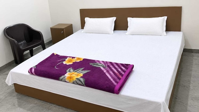 Spot On Royal home stay