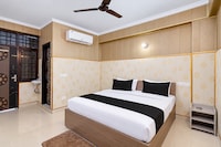 Hotel O The Six