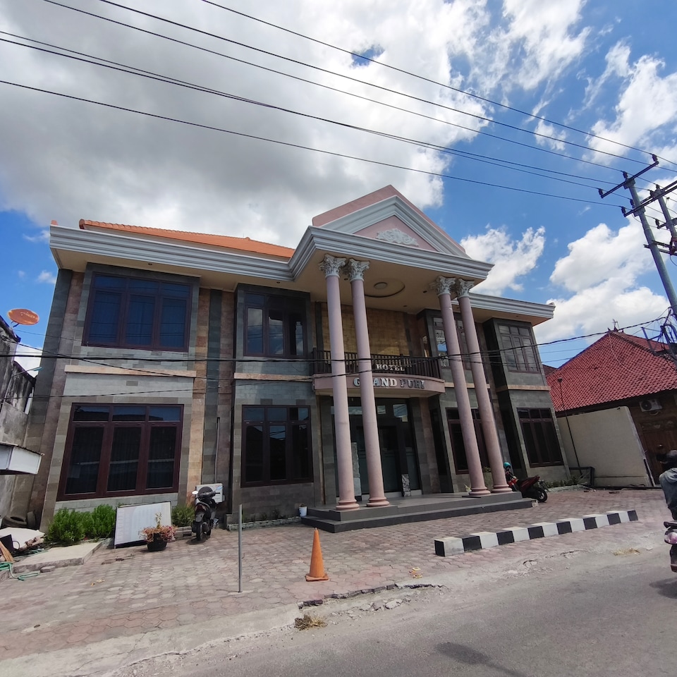 Townhouse Oak Hotel Grand Puri, Klungkung, Bali
