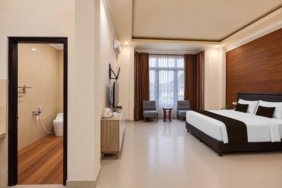 Townhouse Oak Hotel Grand Puri, Klungkung, Bali