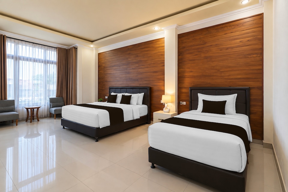 Townhouse Oak Hotel Grand Puri, Klungkung, Bali