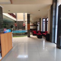 Townhouse Oak Hotel Grand Puri