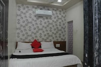 Hotel O  maldhari hotel