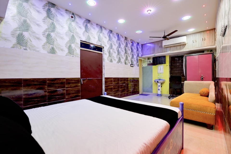 Hotel O Pp Palace And Restaurant, Link Road Cuttack, Cuttack