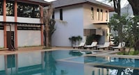 Lakeside Resort Kanchanaburi by DanCenter