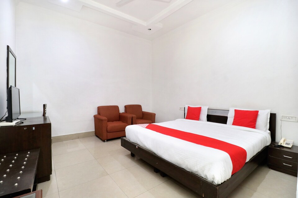 OYO 16415 Hotel Kishore International, Batala Road Amritsar, Amritsar