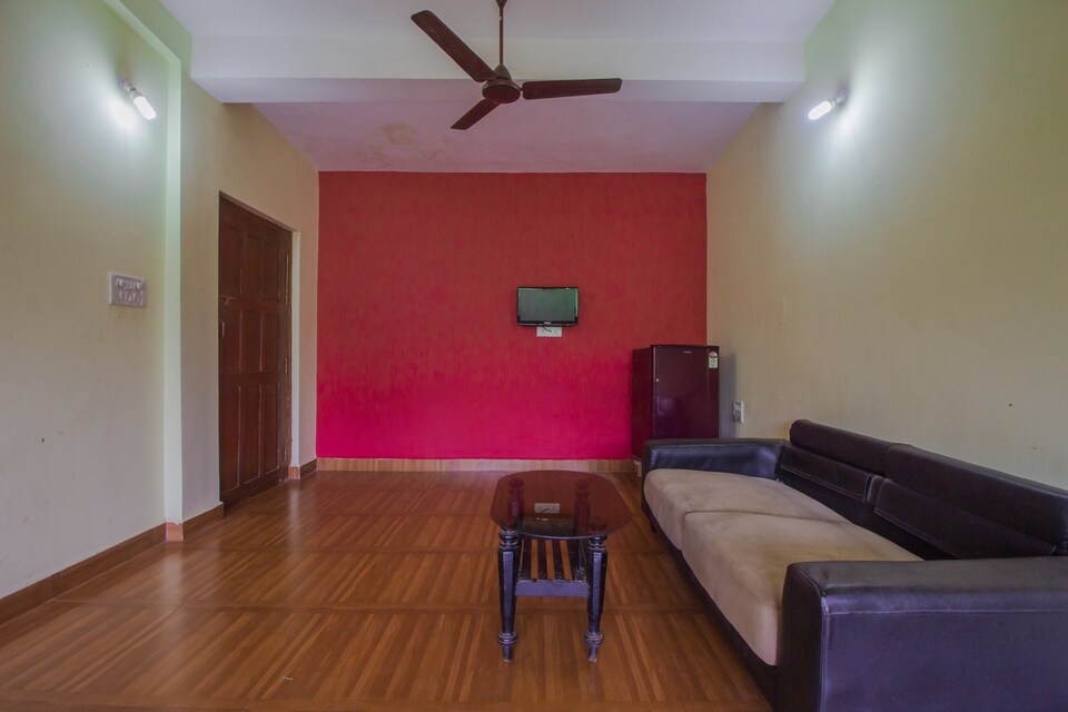 OYO Home 16427 Spacious 1BHK, Candolim Goa, Goa