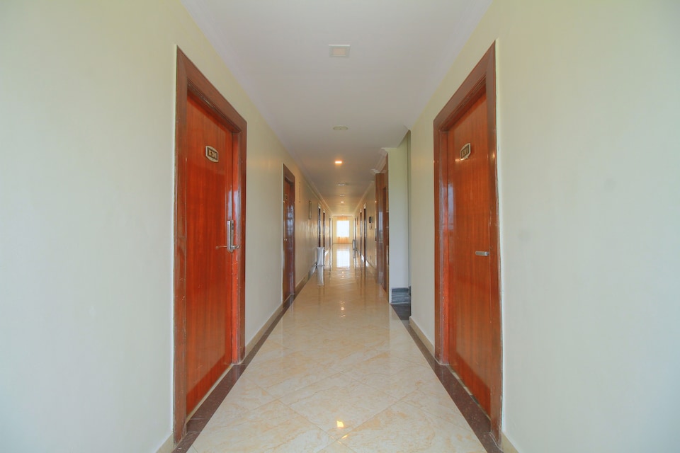 Capital O 16429 New Milestone Hotel, Mysore Outer-II, Mysore