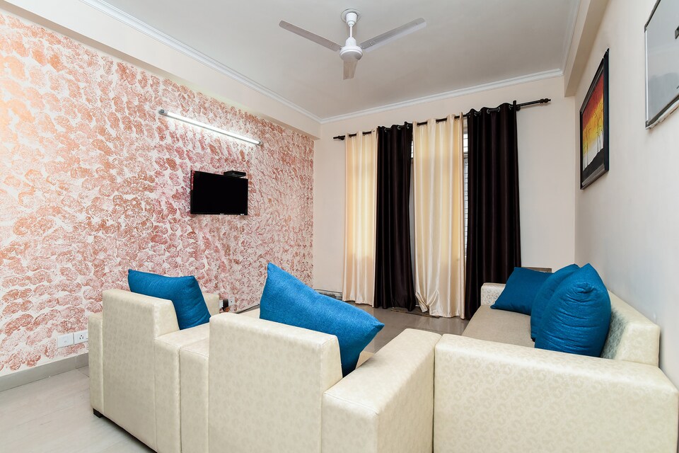 OYO Home 16435 Elegant Stay, DLF 4 Gurgaon, Gurgaon