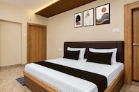 Hotel O M8 Guest house 